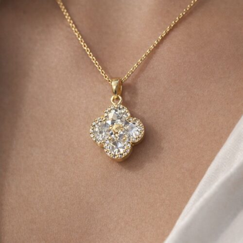 Radiant Clover Pendant