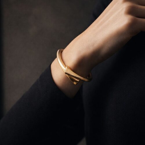 Sculpt Gold Cuff