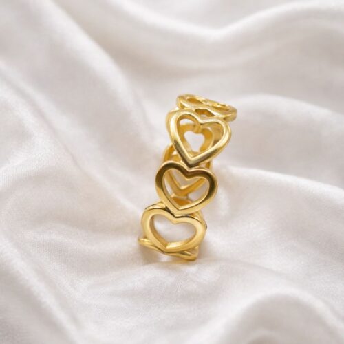 Love heart ring